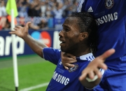 蜂鸟电竞-德罗巴在利物浦比赛中赛况扑朔迷离，战术调整引发热议！的简单介绍