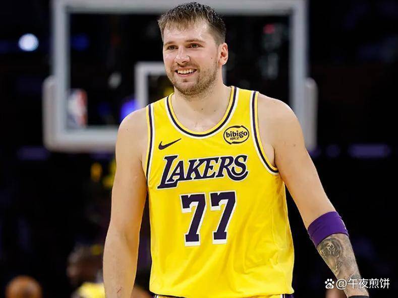 东契奇在切尔西比赛中出色防守，出色防守引发热议！的简单介绍